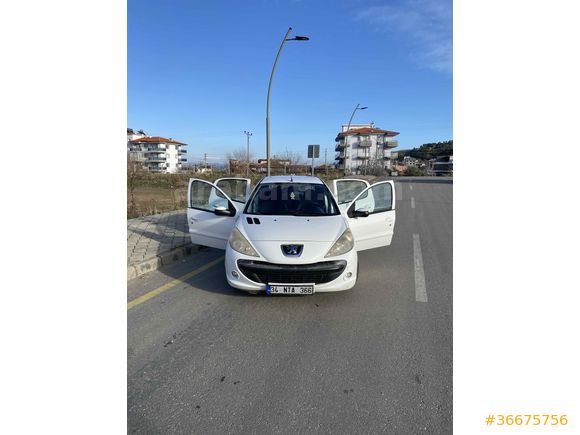 Sahibinden Peugeot 206+ 1.4 Comfort 2012 Model 