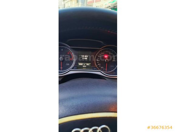 Galeriden Audi A4 Sedan 2.0 TDI 2012 Model  Beyaz