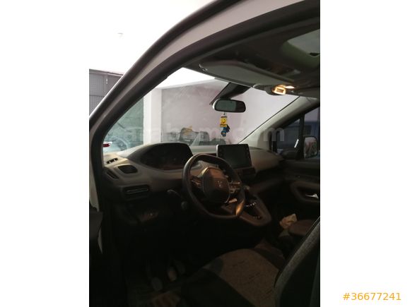 Sahibinden Peugeot Rifter 1.5 BlueHDI Active Skypack 2020 Model