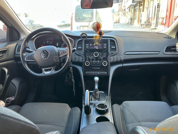 Sahibinden Renault Megane 1.5 Blue DCI Joy 2021 Model