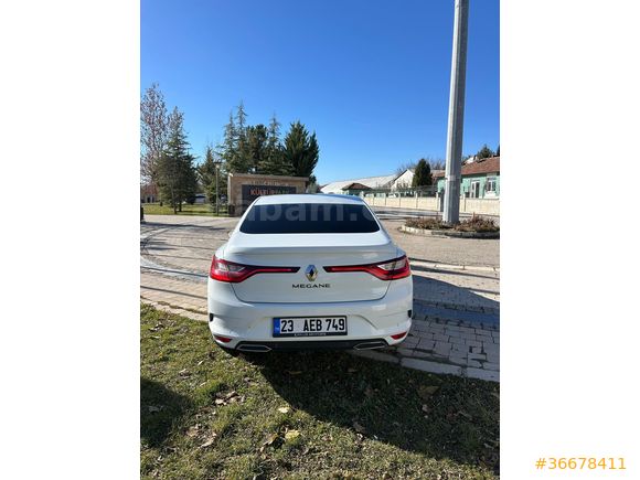 Sahibinden Renault Megane 1.5 Blue DCI Joy 2021 Model