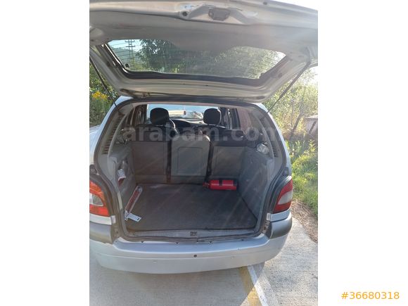 Sahibinden Renault Scenic 1.6 Dynamique 2003 Model 