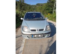 Sahibinden Renault Scenic 1.6 Dynamique 2003 Model 