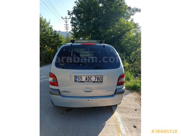 Sahibinden Renault Scenic 1.6 Dynamique 2003 Model 