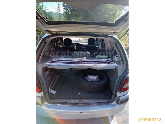Sahibinden Renault Scenic 1.6 Dynamique 2003 Model 
