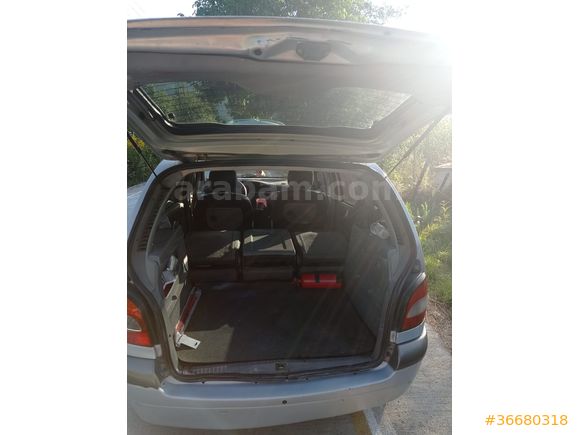 Sahibinden Renault Scenic 1.6 Dynamique 2003 Model 