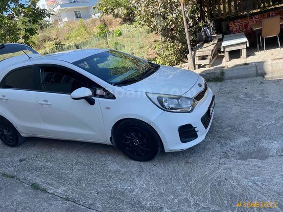 Sahibinden Kia Rio 1.25 CVVT Comfort 2015 Model 