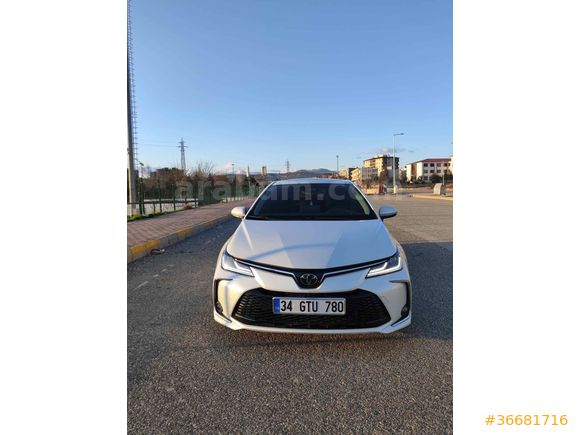 Sahibinden Toyota Corolla 1.5 Passion X-Pack 2023 Model 