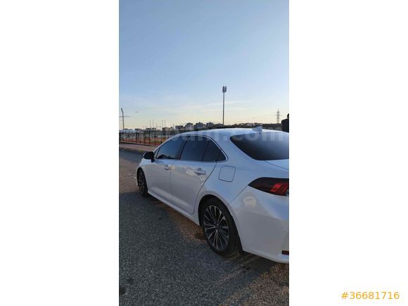 Sahibinden Toyota Corolla 1.5 Passion X-Pack 2023 Model 