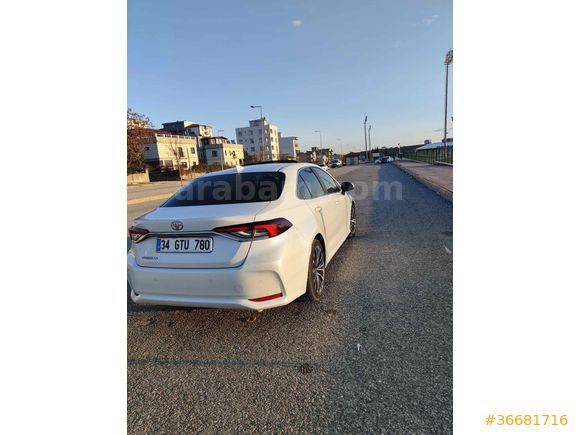 Sahibinden Toyota Corolla 1.5 Passion X-Pack 2023 Model 