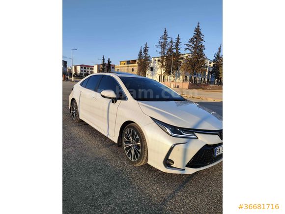 Sahibinden Toyota Corolla 1.5 Passion X-Pack 2023 Model 