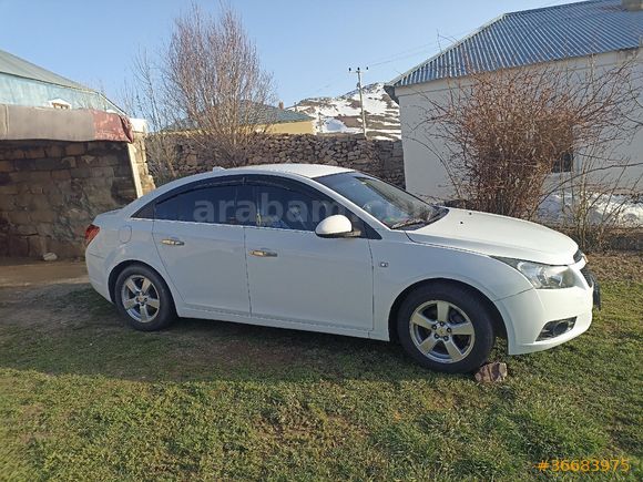 Sahibinden Chevrolet Cruze 1.6 LS 2010 Model Van