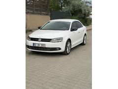 Sahibinden Volkswagen Jetta 1.6 TDi Comfortline 2012 Model   Aracımın bütün sıvı bakımları yapılmıştır tirger seti deyişti 2 sene önce