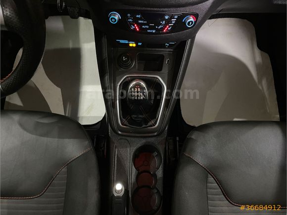 "GÜREL OTO"0,79 FAİZ 2022 COURIER 1.5TDCI TITANIUM PLUS 81.481KM