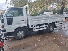 İlk Sahibinden %20 Faturalı Daihatsu Delta 3.6