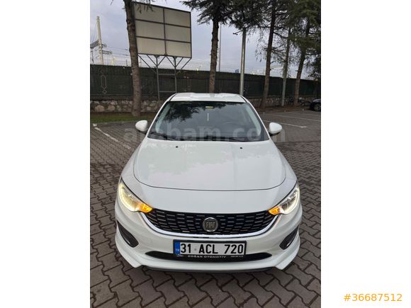 Sahibinden Fiat Egea 1.3 Multijet Urban Plus 2019 Model  180.000 km Beyaz