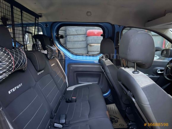 Sahibinden Dacia Dokker 1.5 DCi Stepway 2017 Model  280.000 km Mavi
