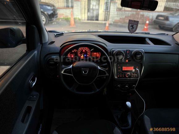 Sahibinden Dacia Dokker 1.5 DCi Stepway 2017 Model  280.000 km Mavi