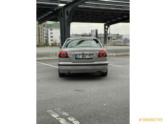 Hatasız Volvo S40 1.6 2001 Model 