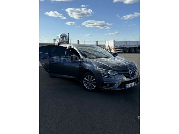 Sahibinden Renault Megane 1.5 dCi Touch 2019 Model 