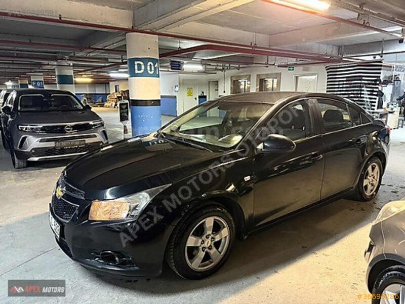 APEX'DEN AZ KM DE İLK ELDEN/TAKSİTLE 3 AY ERTELE %30 PEŞİNAT