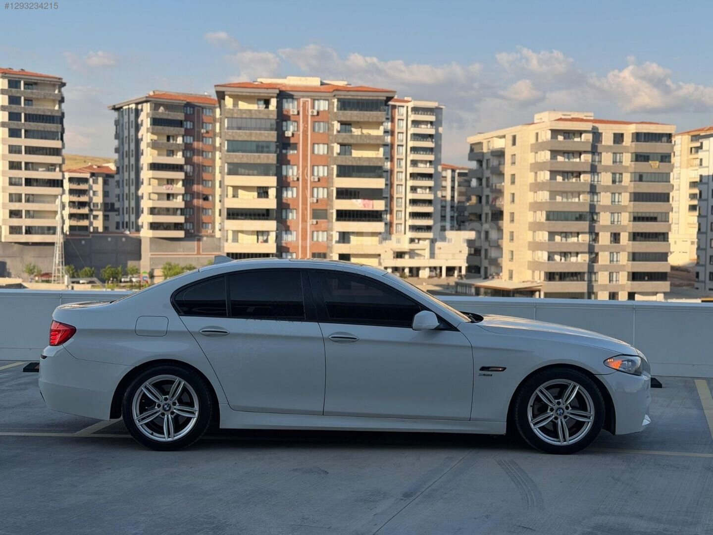 MEMURDAN HASTASINA BMW 5.25 X DRİVE 4
