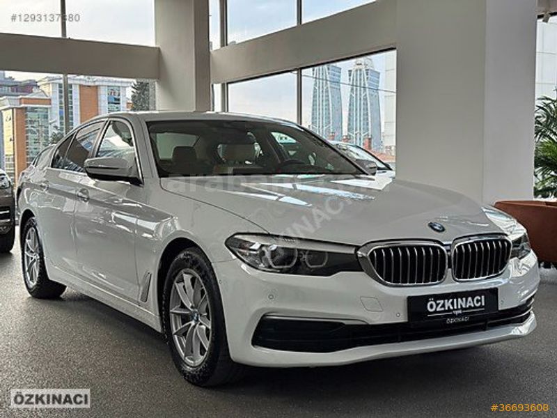 BMW 5 SERİSİ 520İ COMFORT 2018 MODEL İSTANBUL 114.590 KM BEYAZ