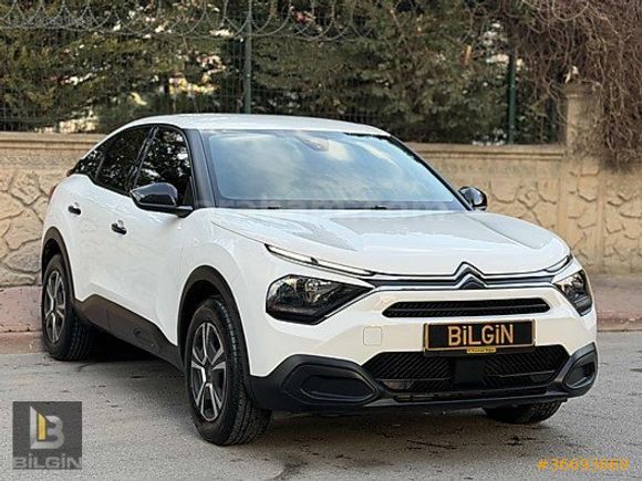 CİTROEN C4 1.2 FEEL DEĞİŞENSİZ 35.000 KM'DE