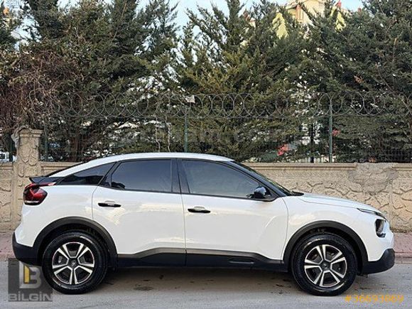 CİTROEN C4 1.2 FEEL DEĞİŞENSİZ 35.000 KM'DE