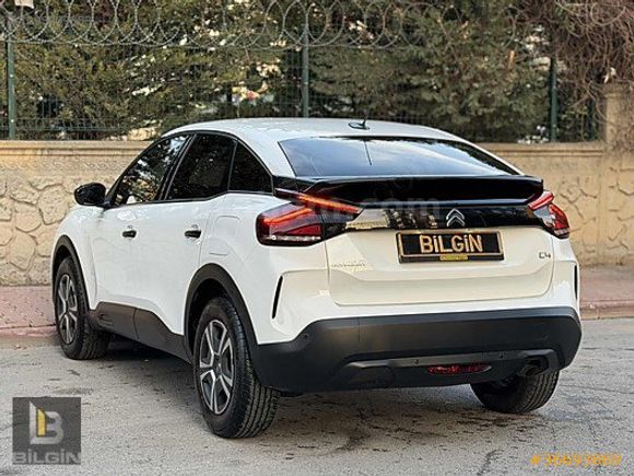 CİTROEN C4 1.2 FEEL DEĞİŞENSİZ 35.000 KM'DE