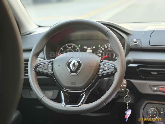 BURAKLAR GROUP DAN RENAULT TALİANT 1.0 JOY 40 BİN KM DE
