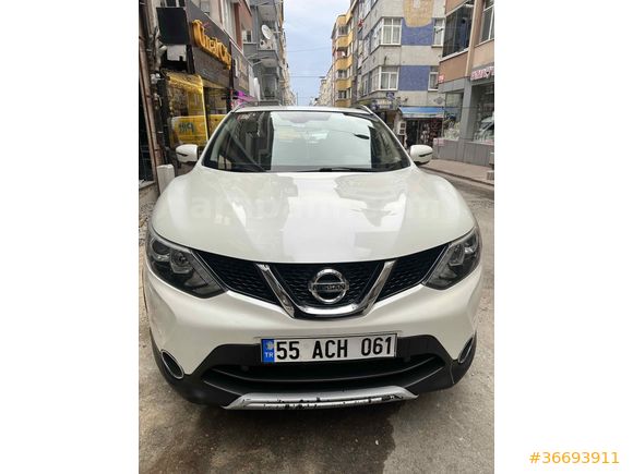 109.000KM HATASIZ BOYASIZ TRAMERSİZ MULTİMEDYA TEMİZ AİLE ARACI
