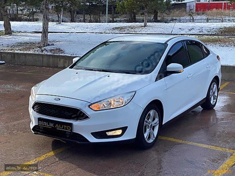 FORD FOCUS 1.6 Tİ-VCT STYLE 2015 MODEL KÜTAHYA 133.000 KM BEYAZ