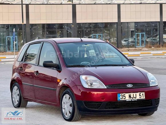 2003 MODEL FİESTA 1.4 BENZİN / LPG var