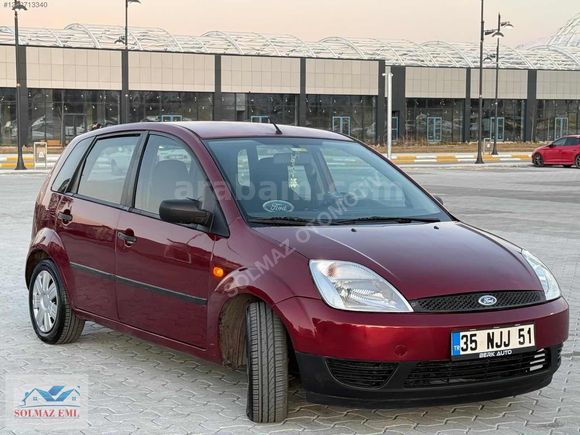 2003 MODEL FİESTA 1.4 BENZİN / LPG var