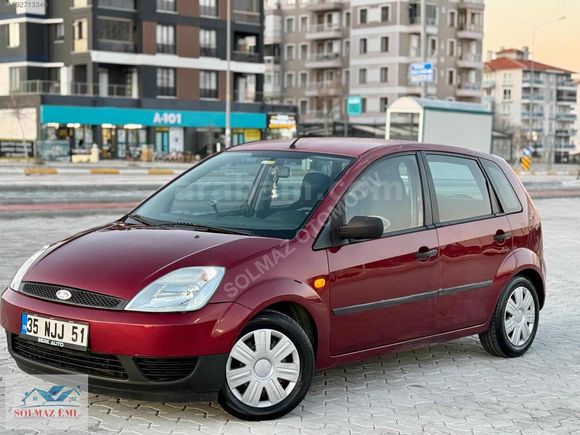 2003 MODEL FİESTA 1.4 BENZİN / LPG var
