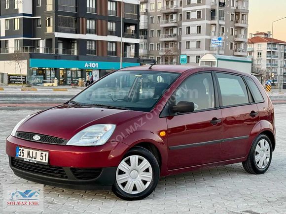 2003 MODEL FİESTA 1.4 BENZİN / LPG var