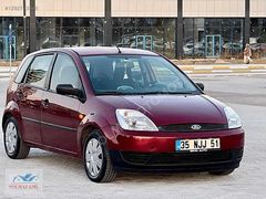 2003 MODEL FİESTA 1.4 BENZİN / LPG var