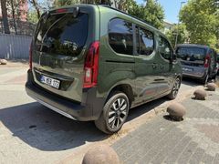 Sahibinden Citroen Berlingo 1.5 BlueHDI Shine Bold 2024 Model 