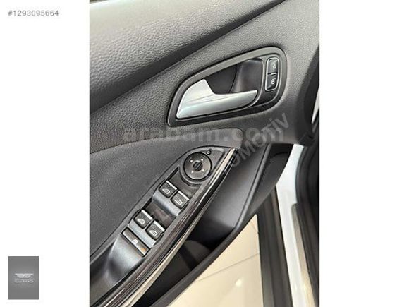 2015 FORD FOCUS 1.5 TDCI SEDAN TITANIUM POWERSHIFT -BOYASIZ