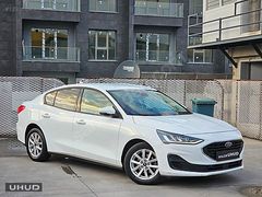 Galeri UHUD'dan Hatasız/Boyasız/Otomatik/79.800km/Sedan