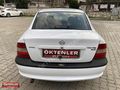 İLK ELDEN 1998 MODEL OPEL VECTRA 1.6 16V 100 BG KLİMALI