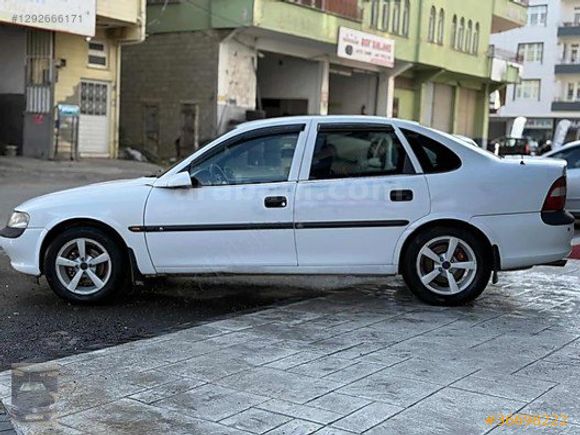 ORJİNAL OPEL VECTRA 1.6 GL