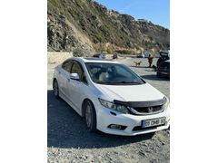 Sahibinden Honda Civic 1.6 Elegance 2012 Model  163.000 km ağır hasar kayıtlı