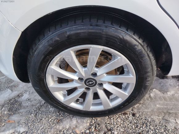 DEĞİŞENSİZ TEMİZ CORSA