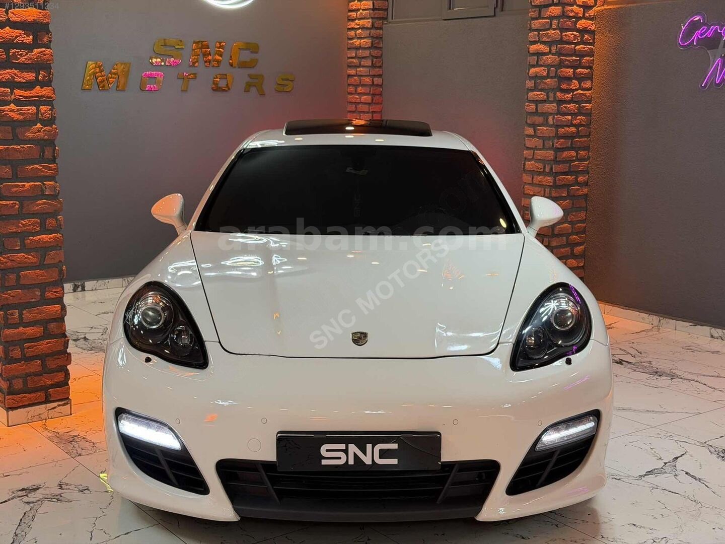 Galeriden Porsche Panamera 4S 2012 Model Kocaeli 280.000 km Beyaz 2