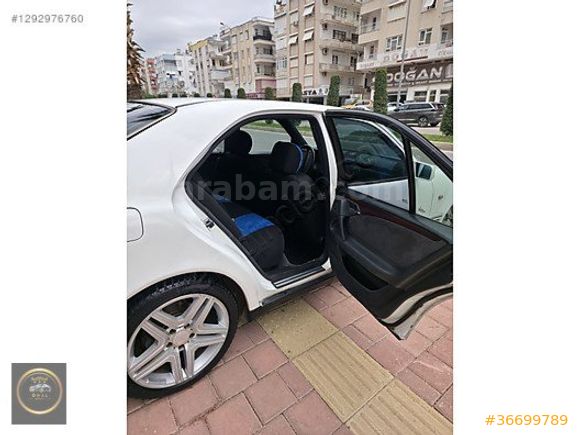 ON YILLIK BİNİCİSİNDEN BAKIMLI E 200 KLİMALI