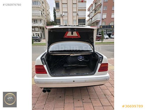 ON YILLIK BİNİCİSİNDEN BAKIMLI E 200 KLİMALI