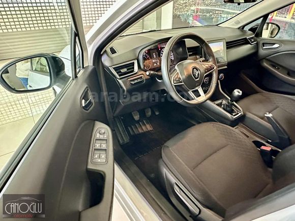 2023/MODEL/ RENAULT CLİO/ 58.000 HATASIZ