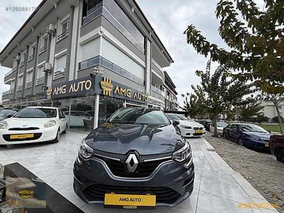 //2022 MEGANE HATASIZ 100 BİN KM 1.5 BLUEDCİ EDC//